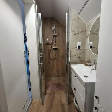 Zlota Plaza Apartmán Zarnowska